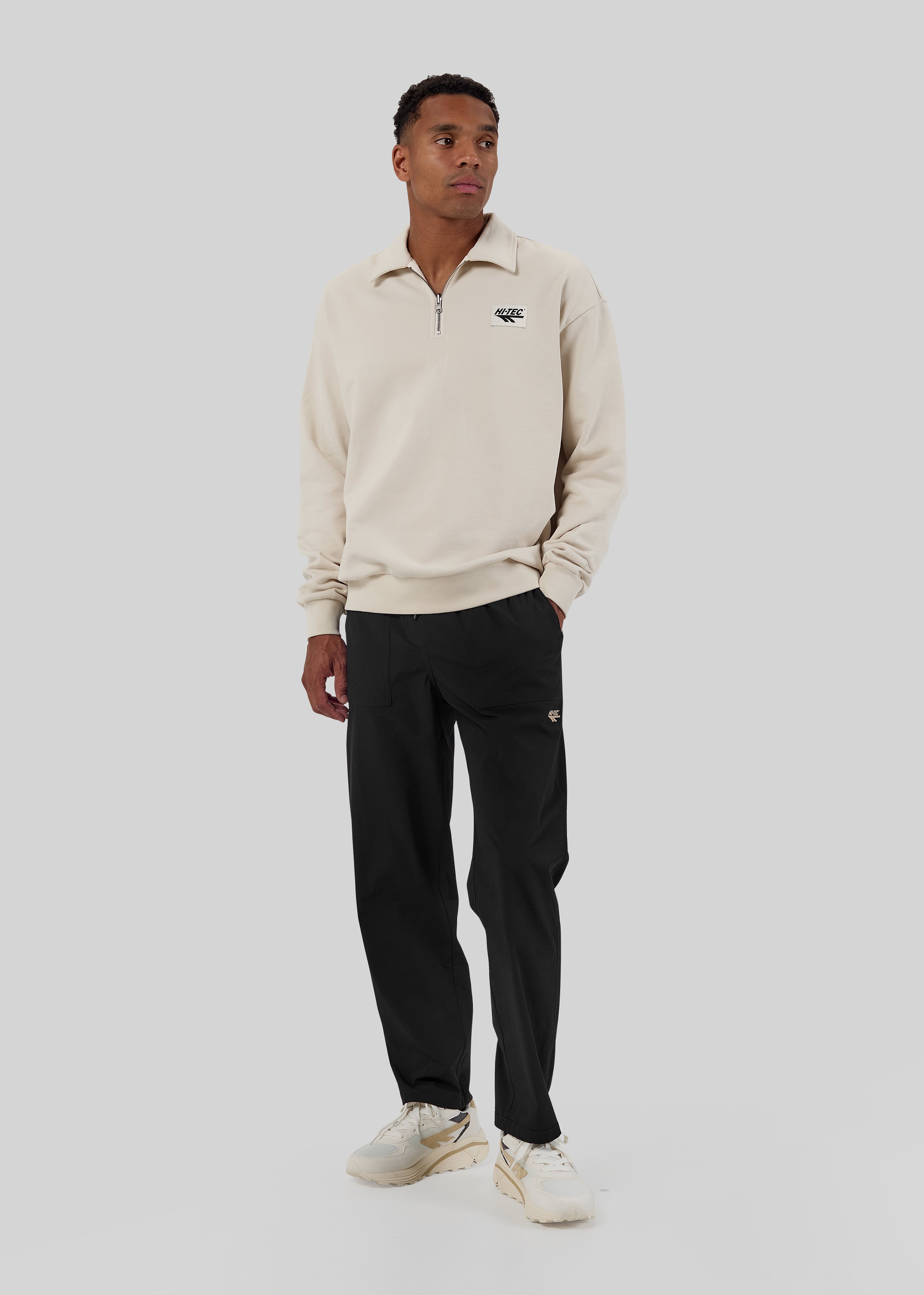 HTS74 ARS HALF ZIP SWEATER